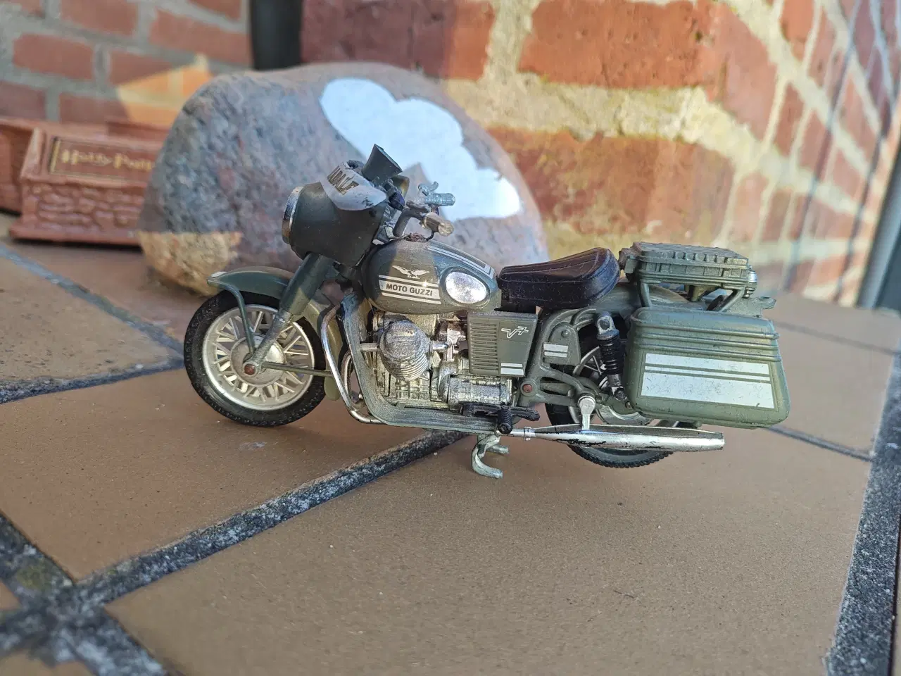 Billede 6 - Moto Guzzi 1:15 Motorcykel Politoys Polistil