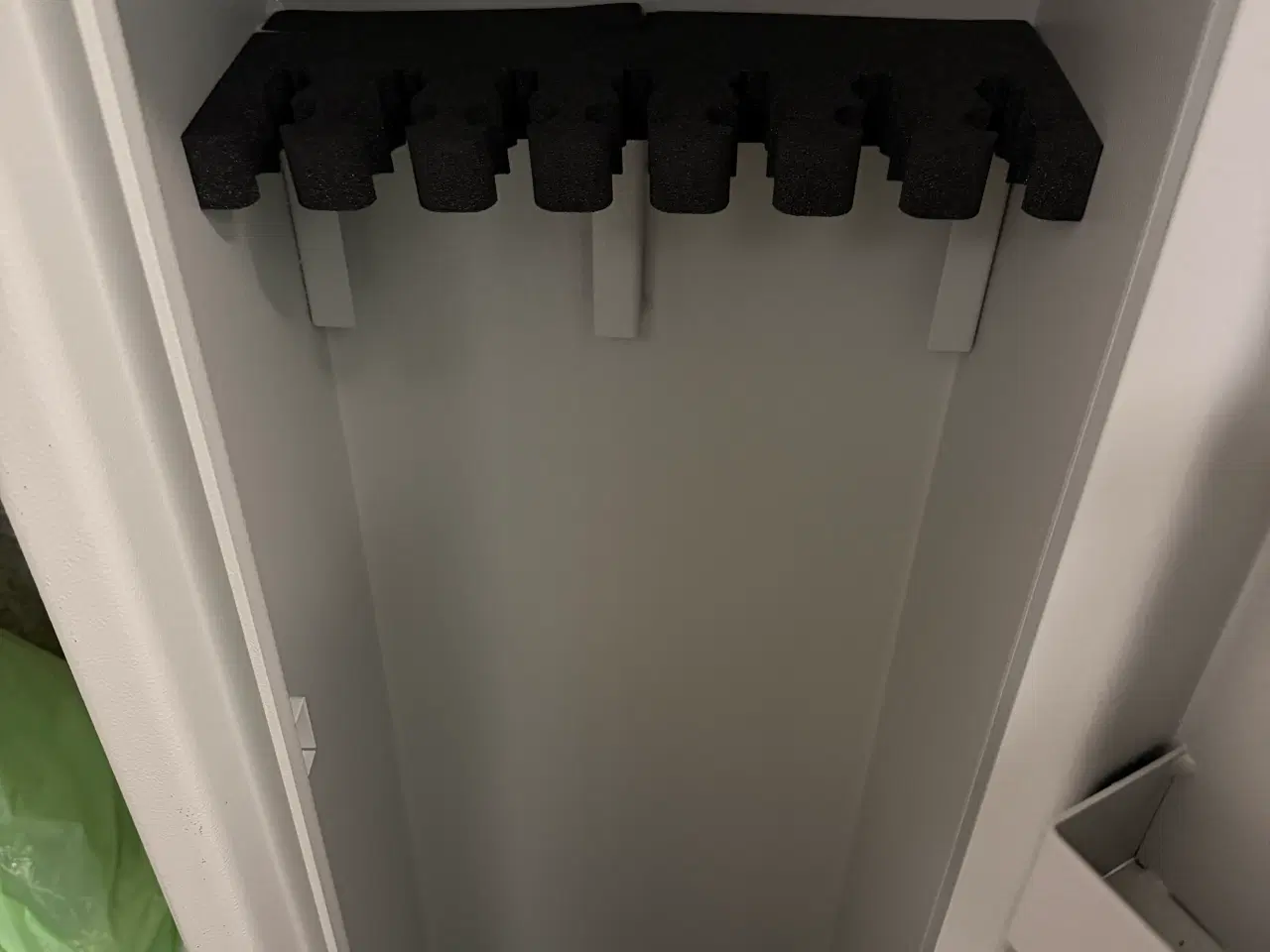 Billede 4 - Våbenskab (Godkendt)