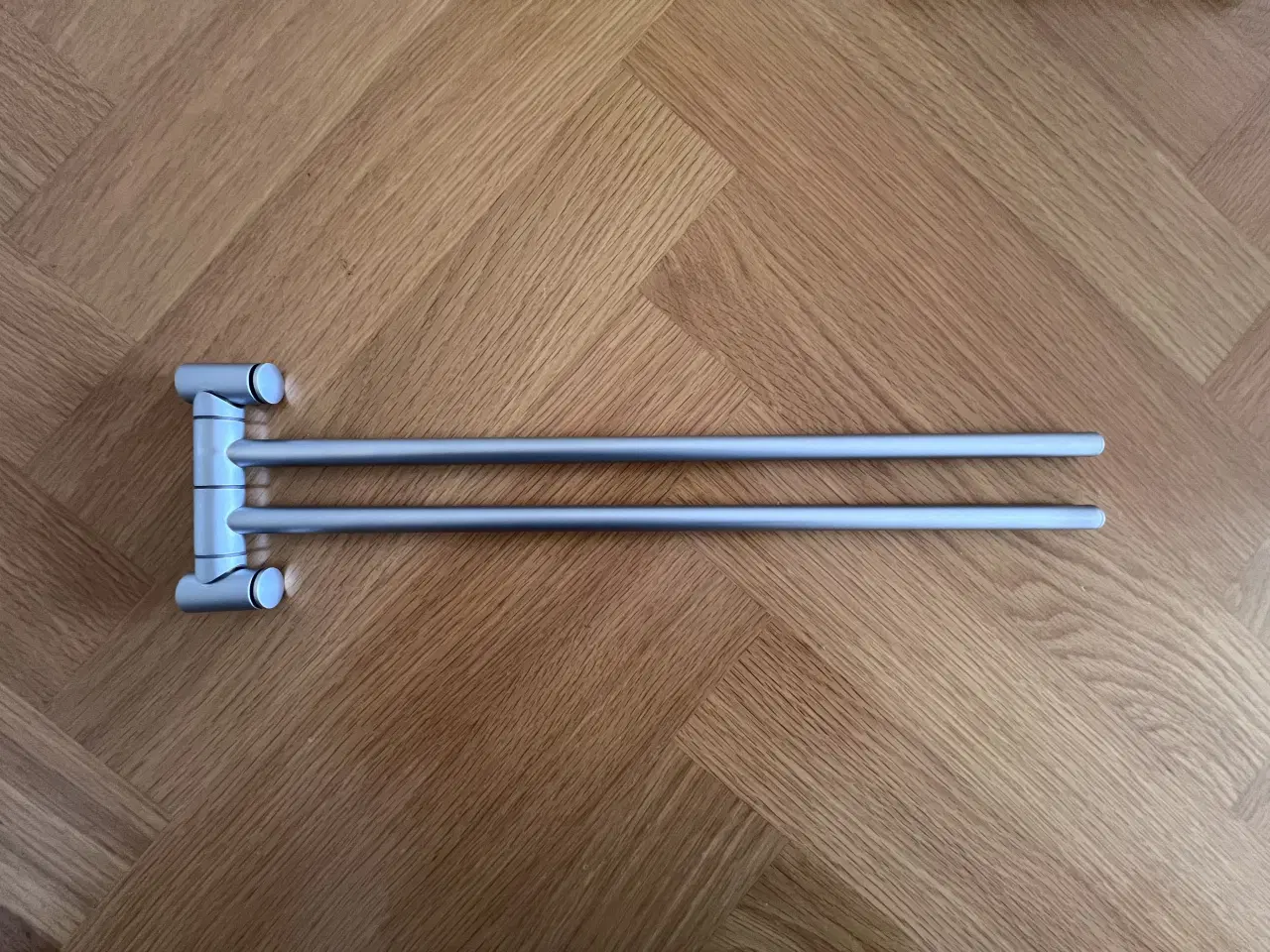 Billede 1 - Badeværelsesstang