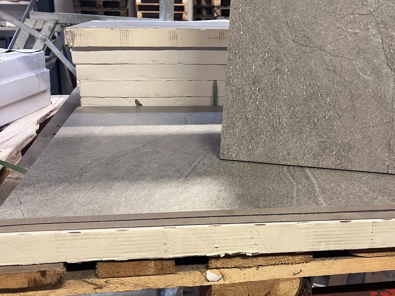 Billede 4 - Keramiske fliser hi end