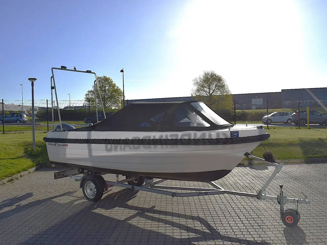 Billede 3 - Fjordjollen 500 m/ 30HK Yamaha/Udstyr