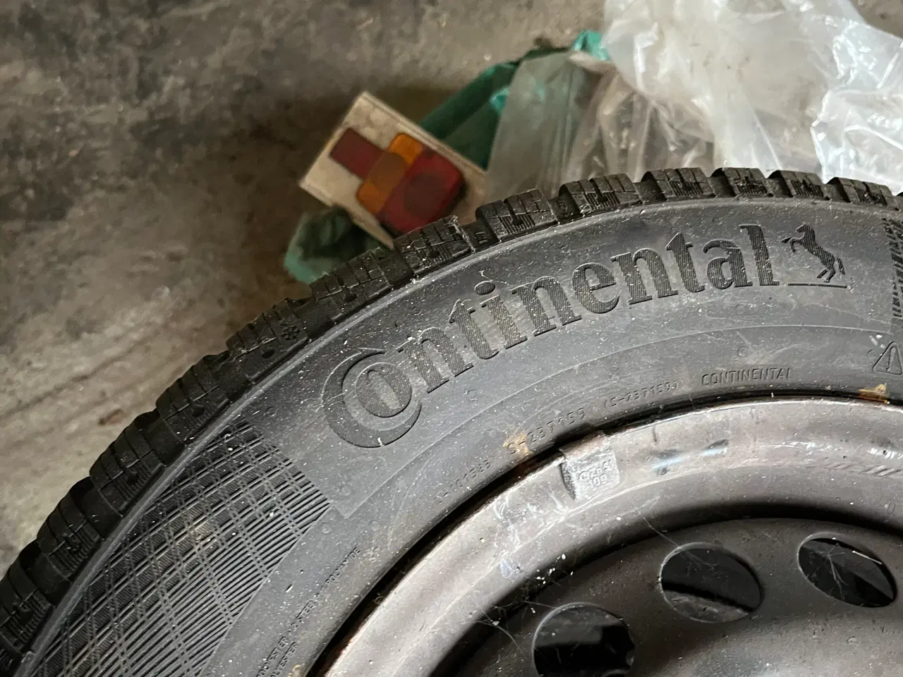 Billede 2 - Vinterdæk til Skoda.