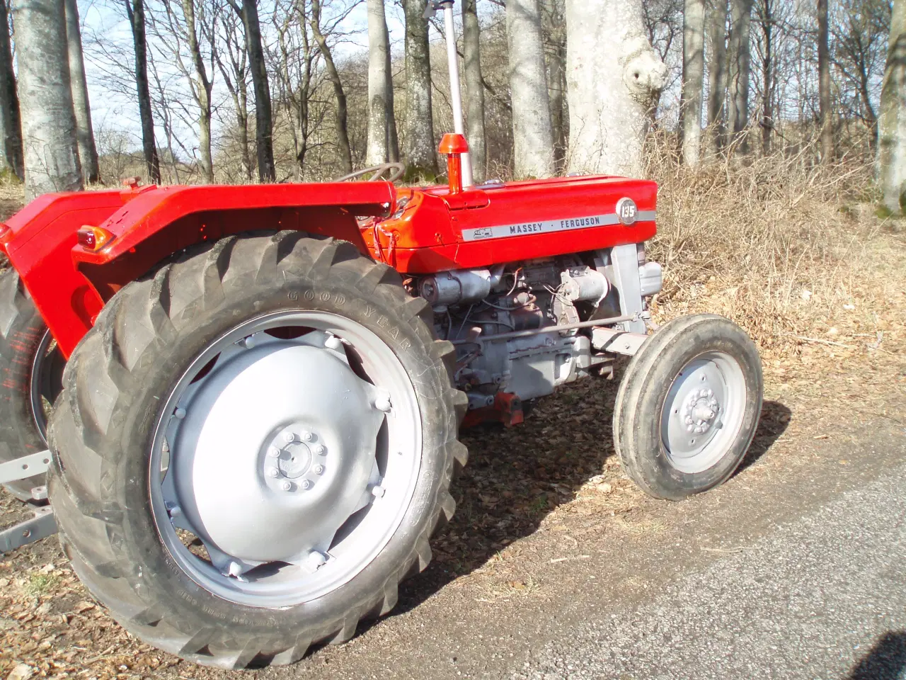 Billede 6 - Massey Ferguson 135, 3 cyl diesel, årg '76