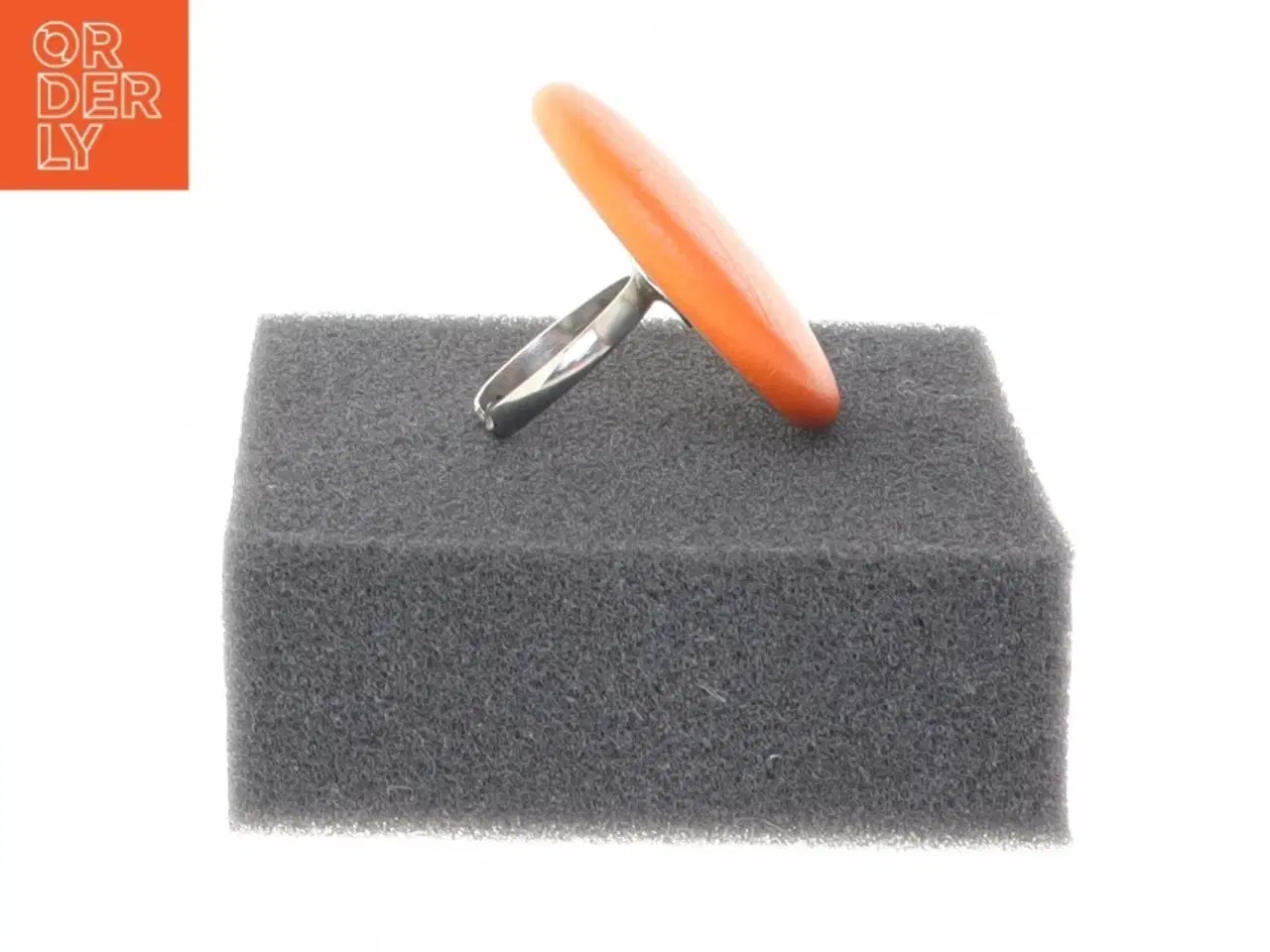 Billede 4 - Orange fingerring (str. Ø 4 cm)