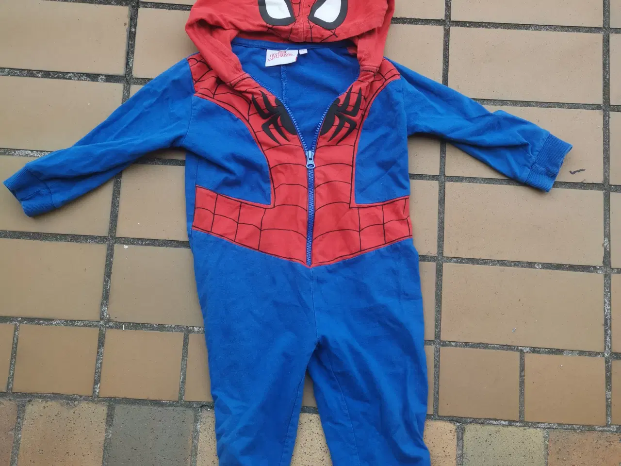 Billede 1 - Spider-man Kostume dragt 2-3år