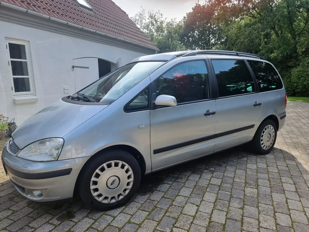 Billede 1 - Nysynet Ford Galaxy Camper (eller stor familiebil)