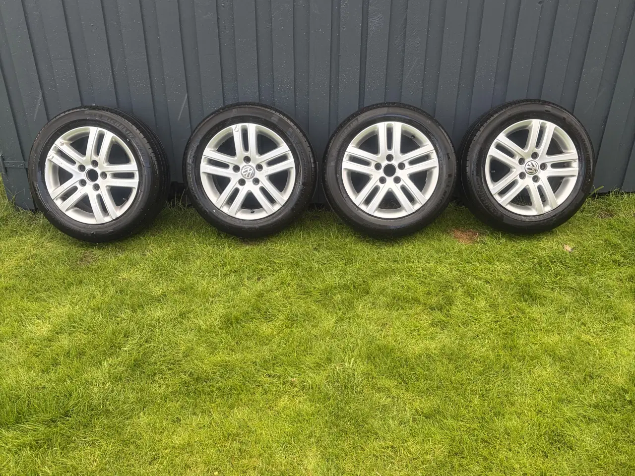 Billede 1 - 16 tommer VW alu. Fælge.
