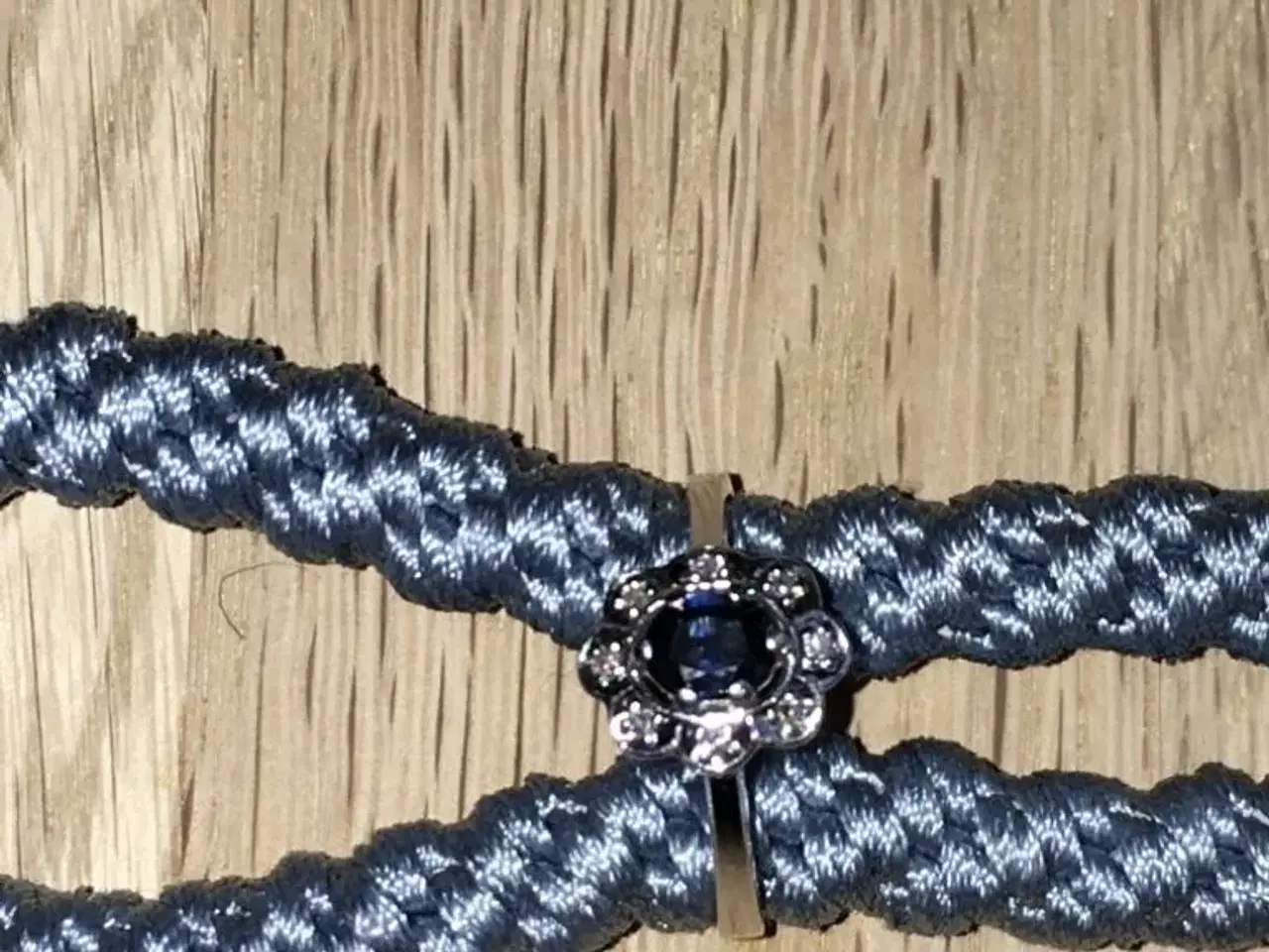Billede 5 - Hvidguld ring med safir
