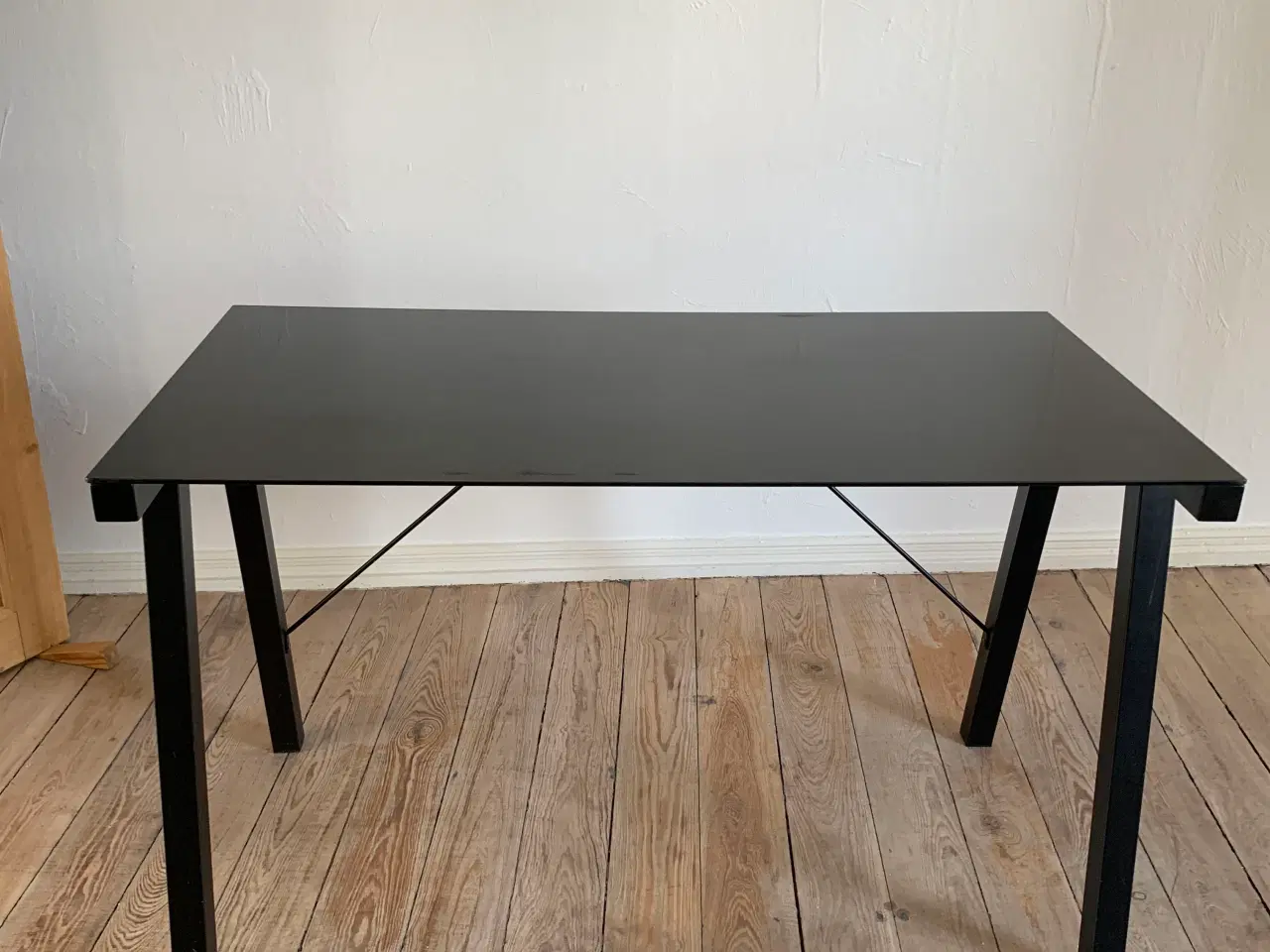 Billede 1 - Ikea skrivebord