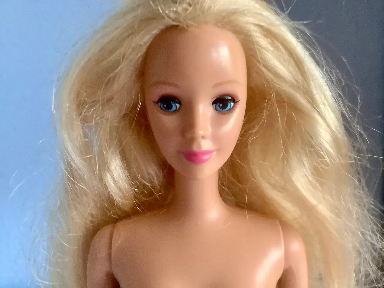 Billede 3 - Vintage Barbie som kan lukke og åbne øjne.