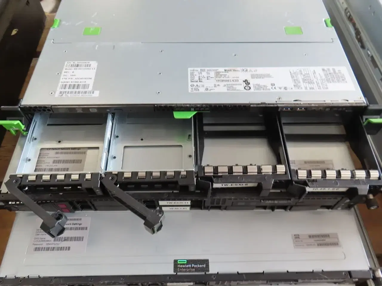 Billede 5 - 4 stk. Servere HP / FUJITSU (Forsendelse ikke muligt)