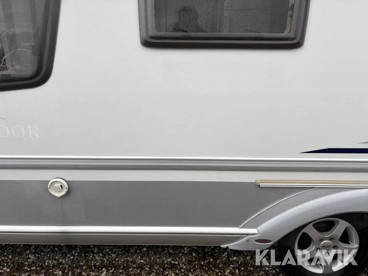 Billede 11 - Campingvogn LMC Ambassador med fortelt