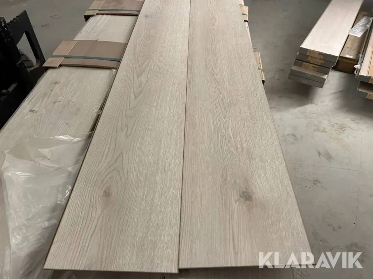 Billede 2 - Laminat gulv HARO Tritty 100 / oak contura Stone Grey 101 m2