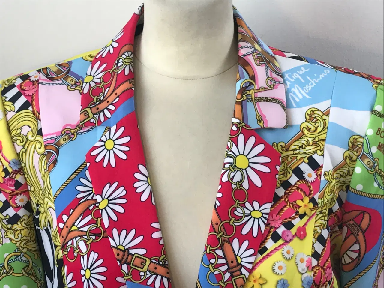 Billede 3 - Boutique Moschino, blazer, str 40