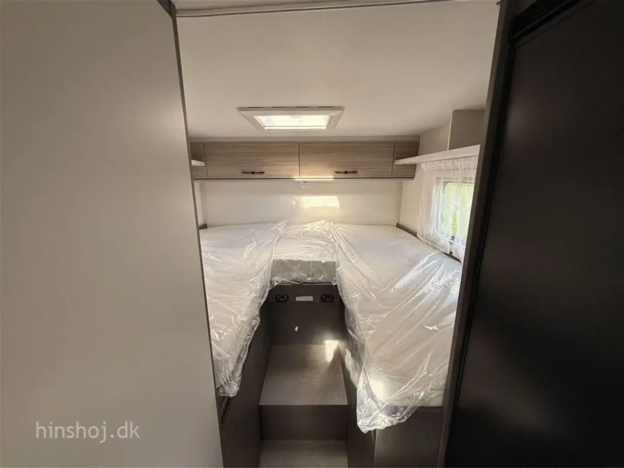 Billede 11 - 2026 - Etrusco V 6.8 SCF Scandic Edition Aut.   Lækker Autocamper med automatgear og face to face siddegruppe fra Hinshøj Caravan.