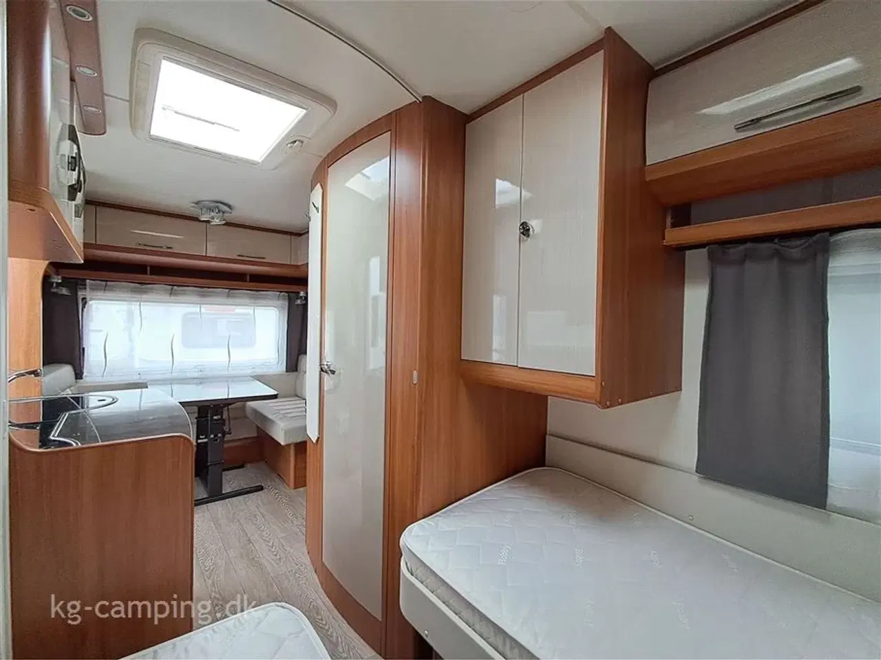 Billede 9 - 2016 - Hobby On Tour 460 HL   Smart rejsevogn med enkeltsenge, Mover og Isabella Sun Shine Plus