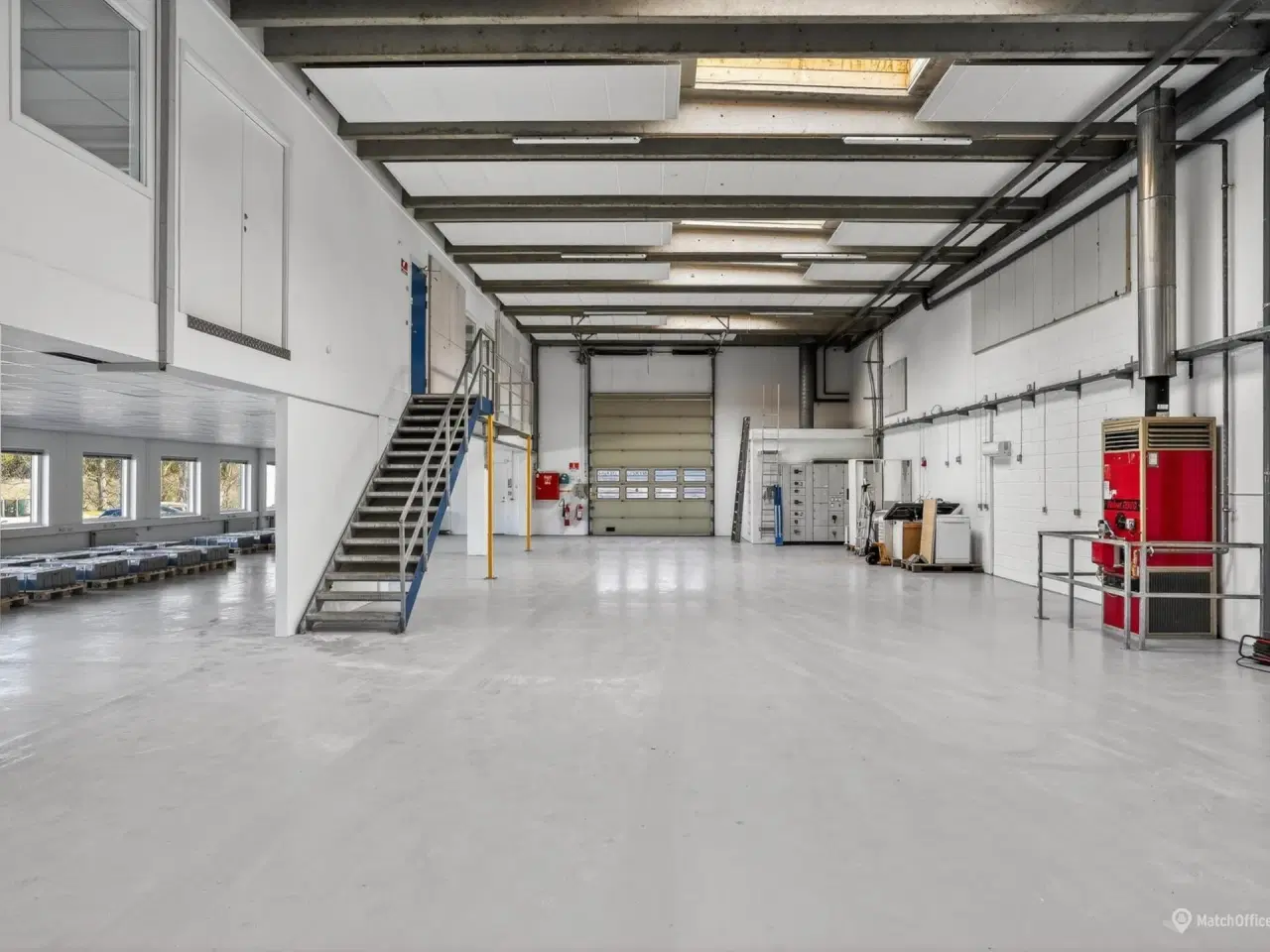 Billede 4 - Funktionelle lagerlokaler med flotte kontorlokaler i Jyllinge.