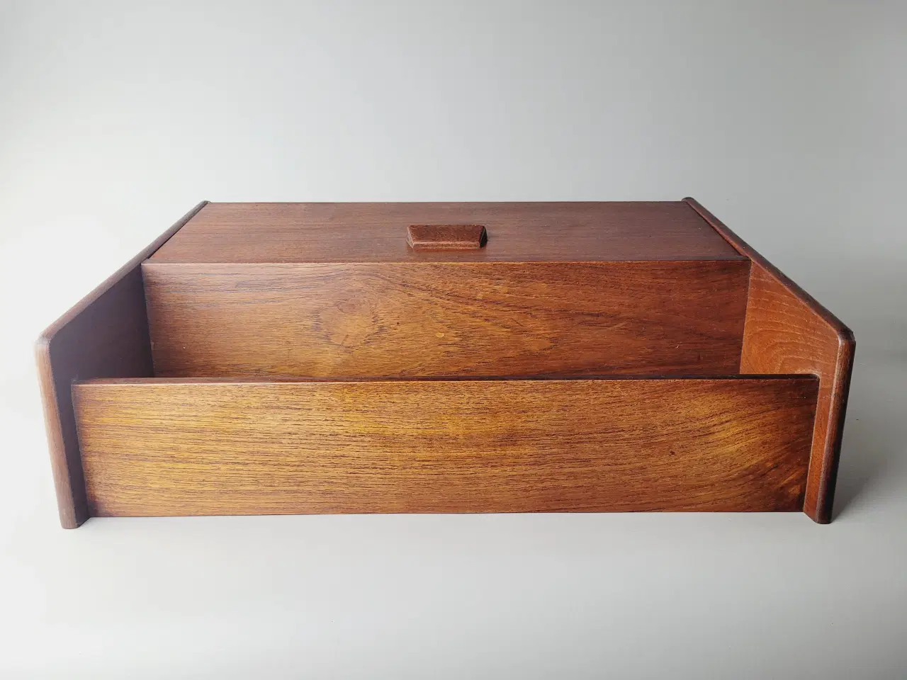 Billede 6 - Fed retro hylde entremøbel i teak med med låge