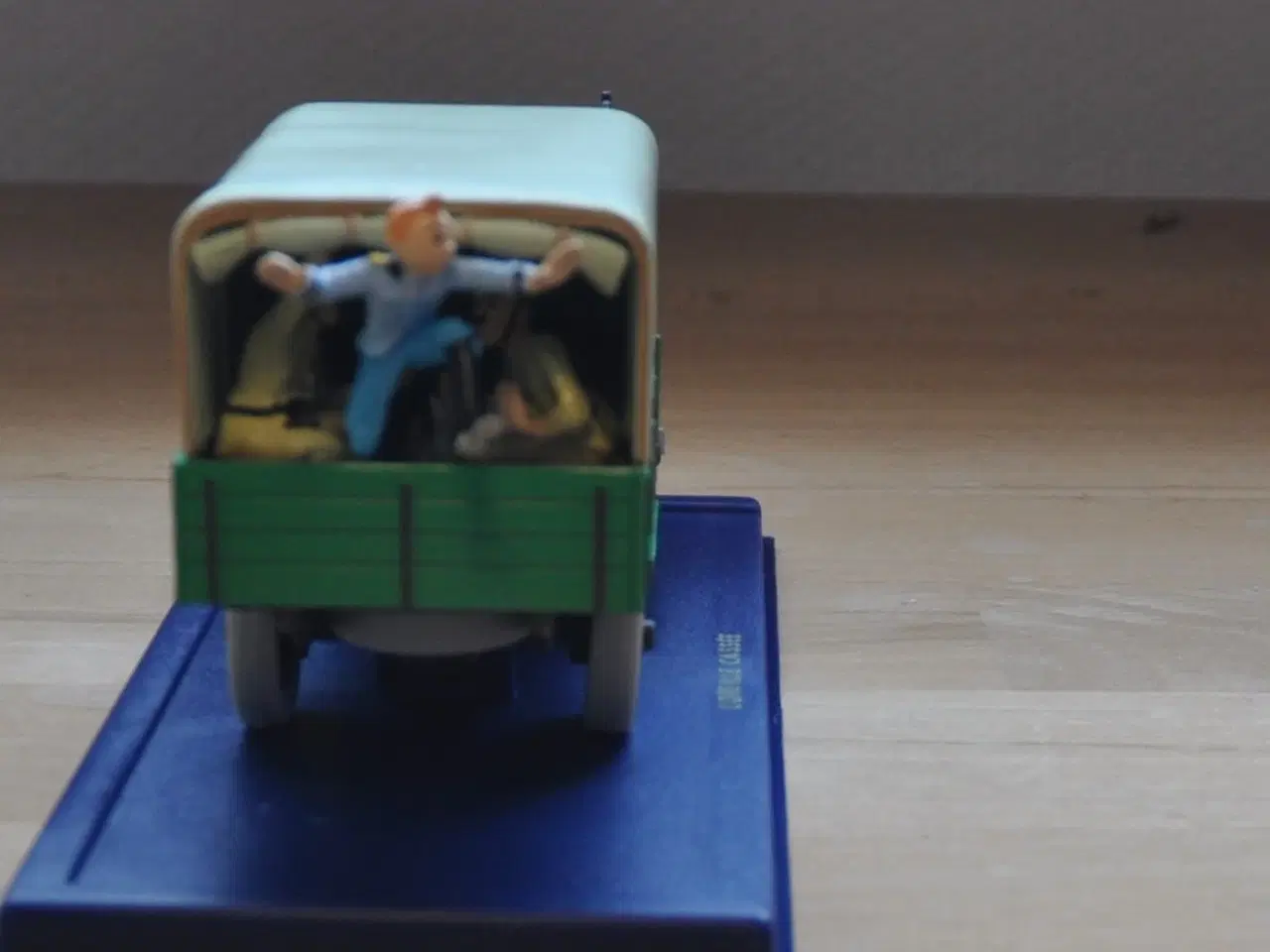 Billede 6 - Tintin bil - Det Knuste Øre