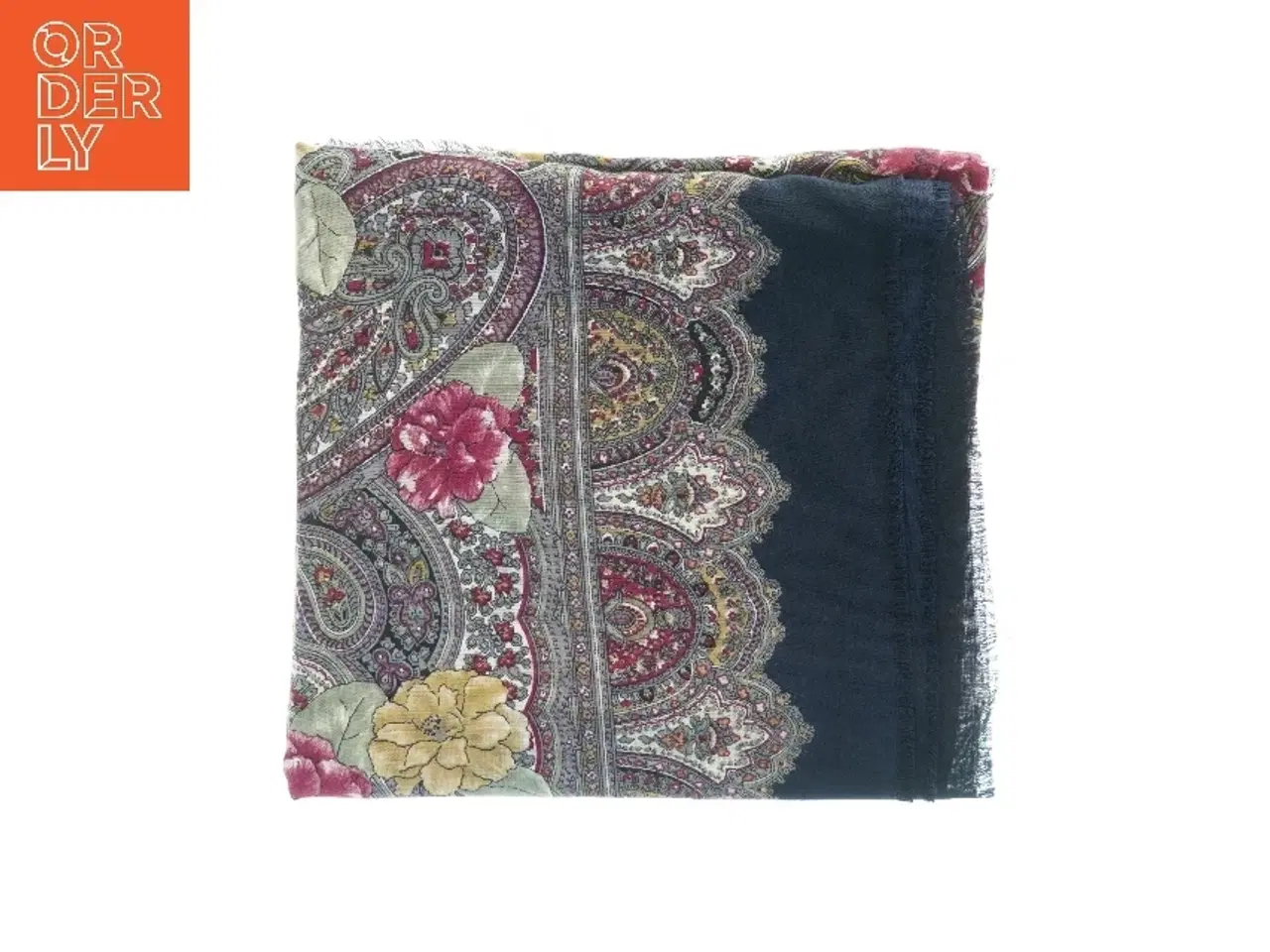 Billede 1 - Mønstret tørklæde (str. 110 x 110 cm)