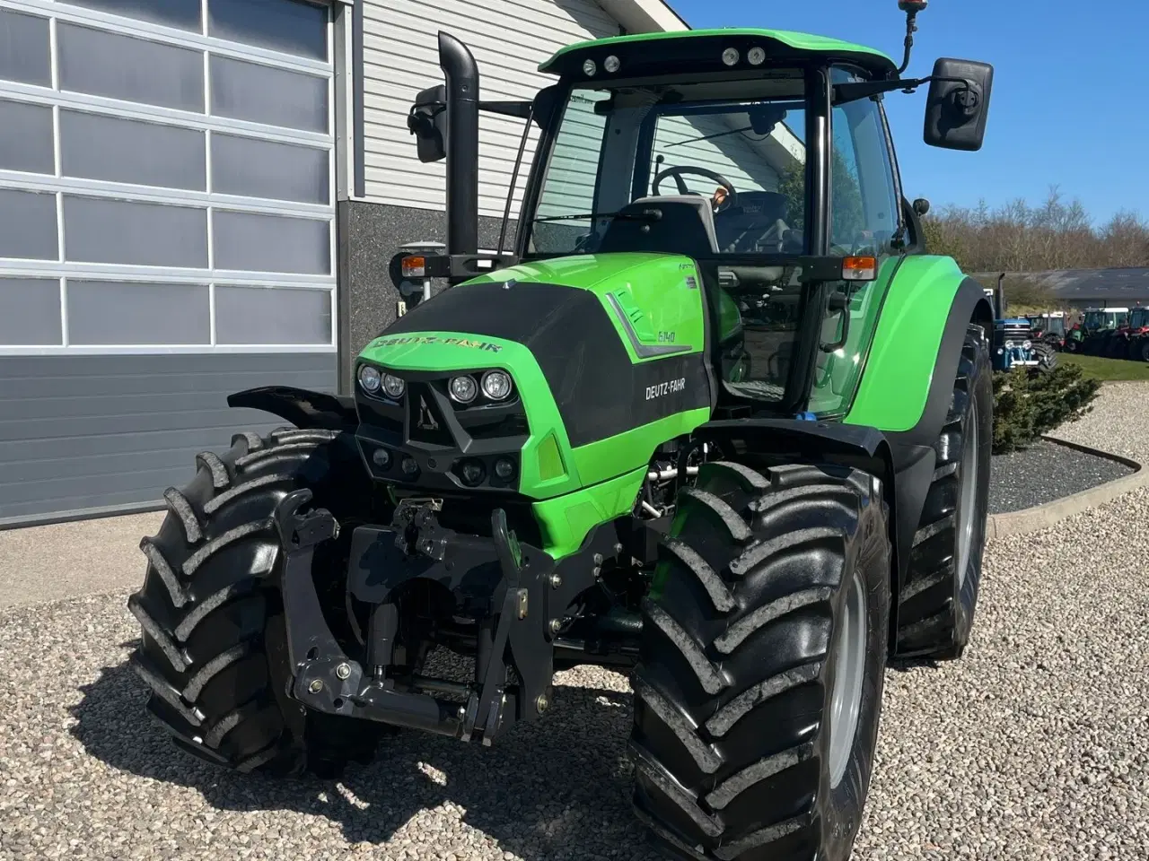 Billede 3 - Deutz-Fahr Agrotron 6140 Classic Fin handy traktor med frontlift.