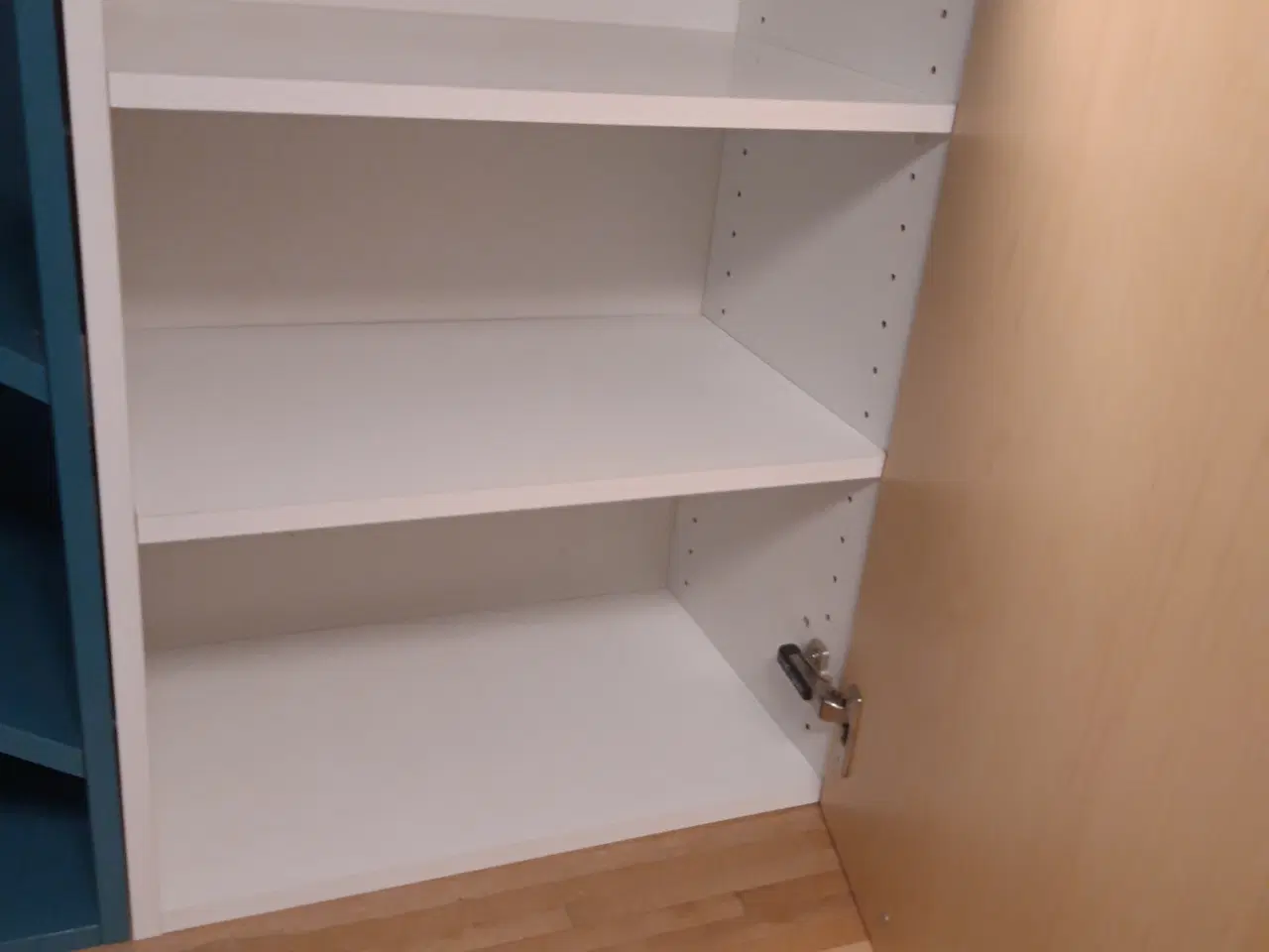 Billede 8 - Pæn og velholdt Modulia køkken med bordplader