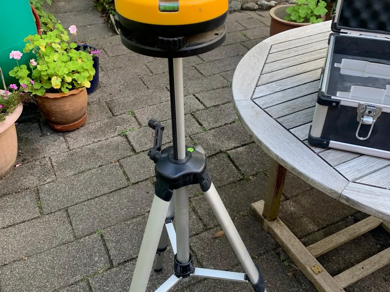 Billede 3 - Laser nivellerings aperat med stabilt stativ