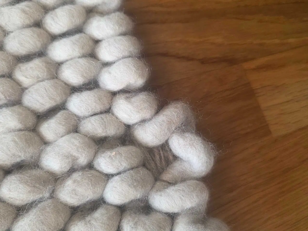 Billede 3 - Hay kugletæppe 140×200cm