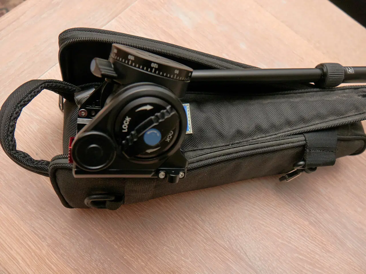 Billede 5 - Sirui Fotostativ R-2004