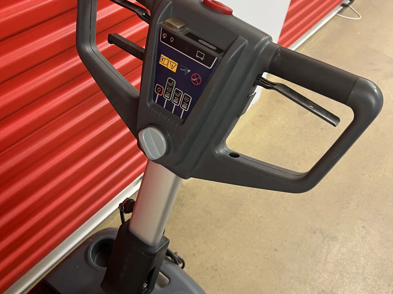 Billede 2 - Nilfisk SC351 Gulvvasker