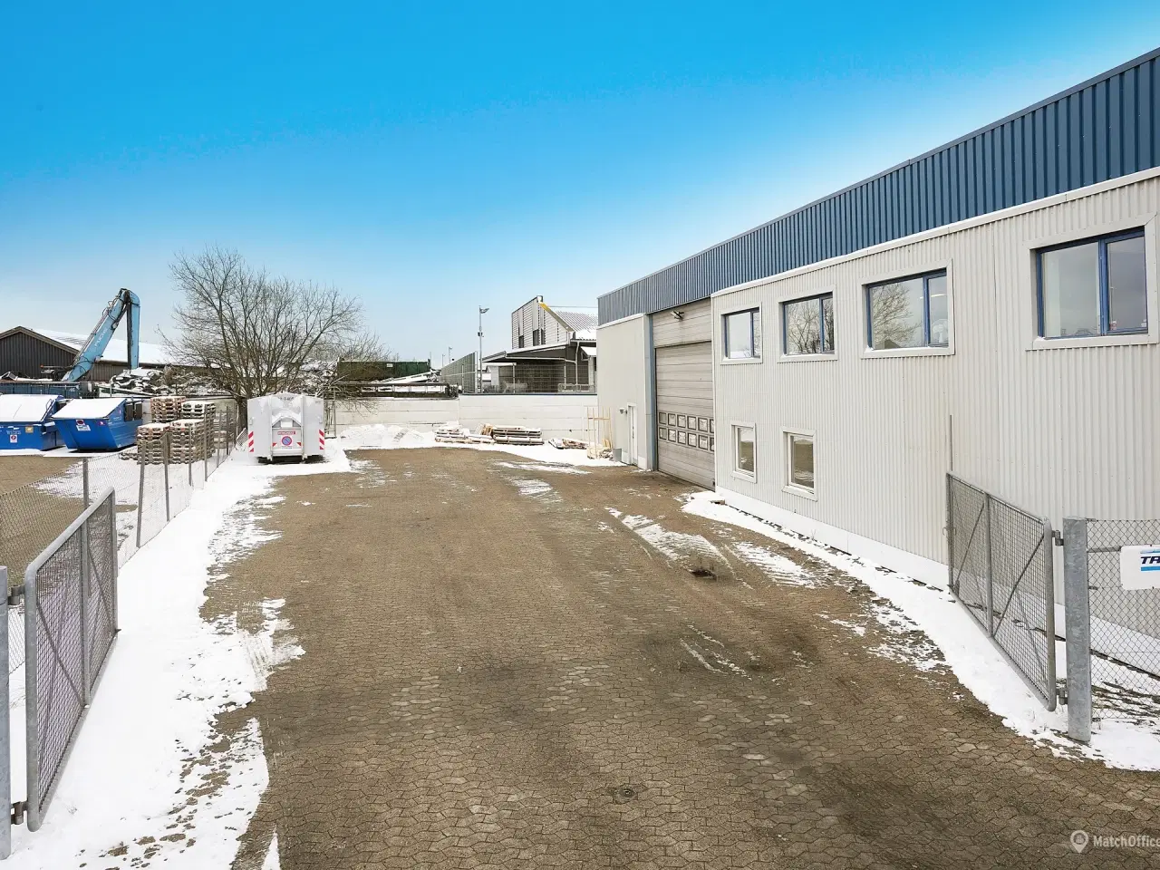 Billede 16 - Højloftet lager med administration. God beliggenhed tæt ved motorvejsafkørsel 27. Greve