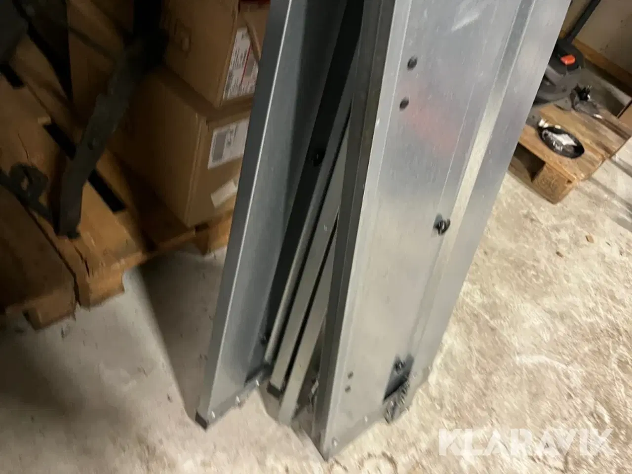 Billede 3 - Trailer sider