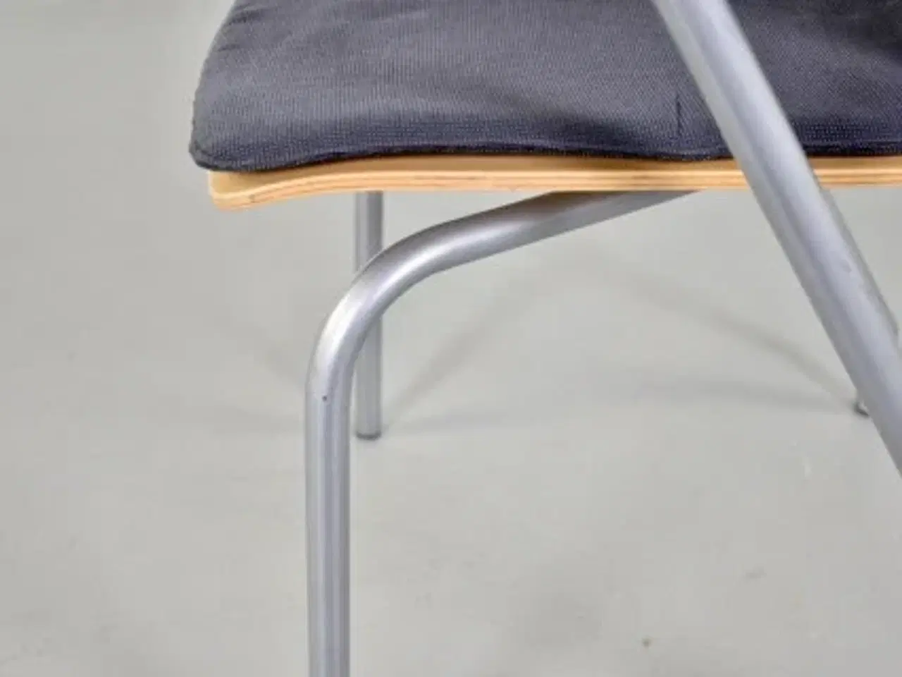 Billede 9 - Four design g2 konferencestol i grå med armlæn i bøg