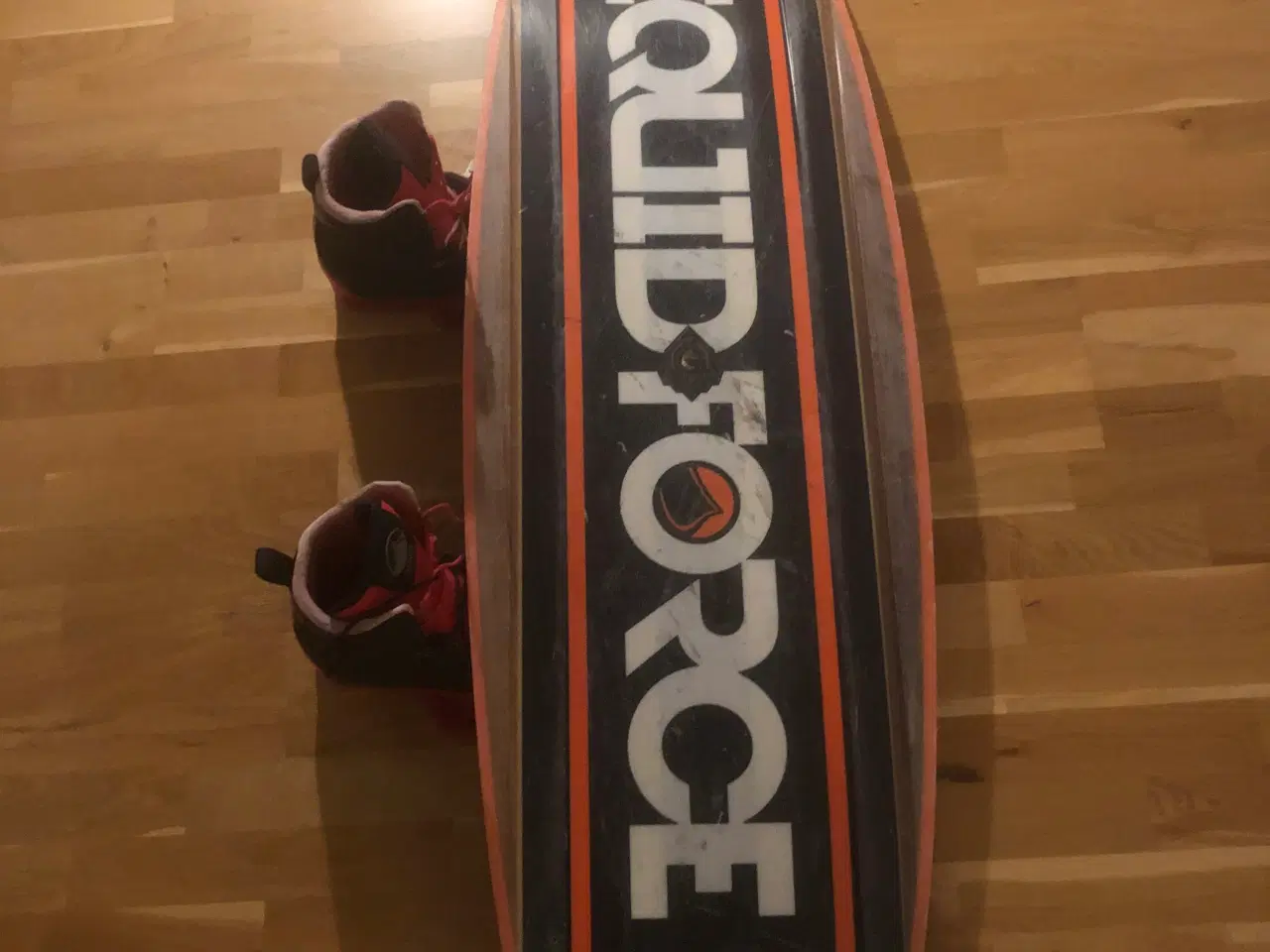 Billede 6 - Liquid Force Deluxe 140cm 2015 - med TAO støvler