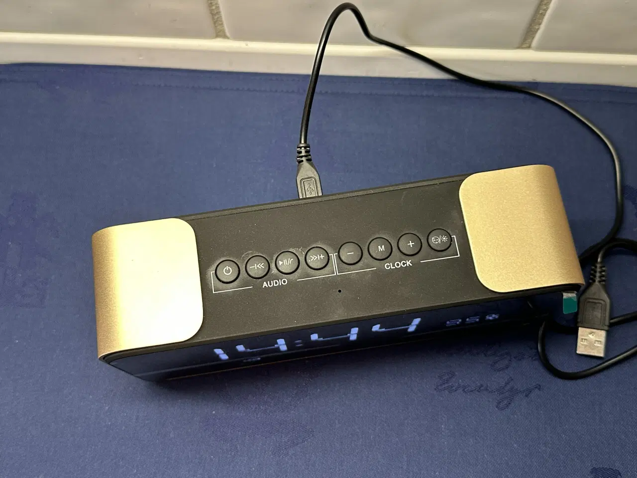 Billede 3 - Radio i kobberfarve med Vækkeur, Bluetooth og FM