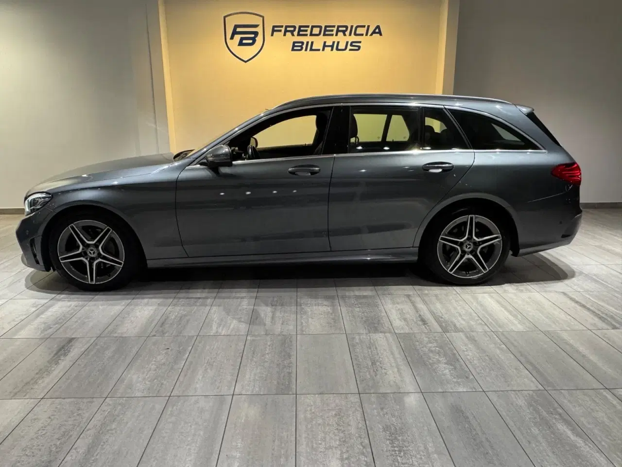 Billede 4 - Mercedes C220 d 2,0 AMG Line stc. aut.