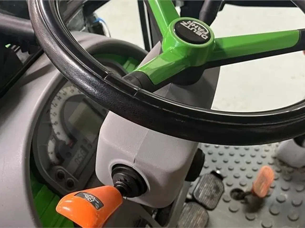 Billede 7 - Deutz-Fahr Agrofarm 100 M. Læsser 3000 timer