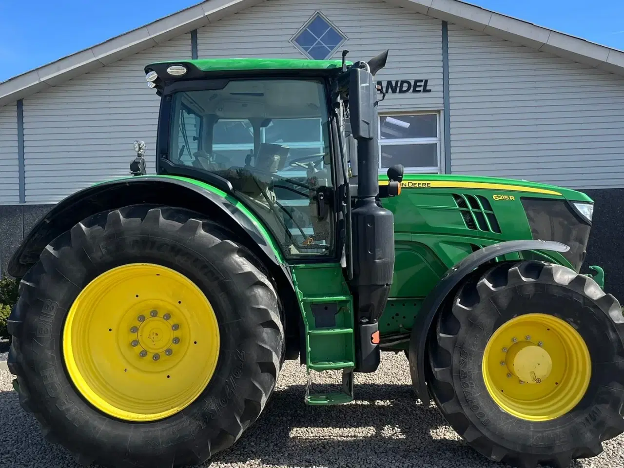 Billede 2 - John Deere 6215R Med frontlift og front PTO på