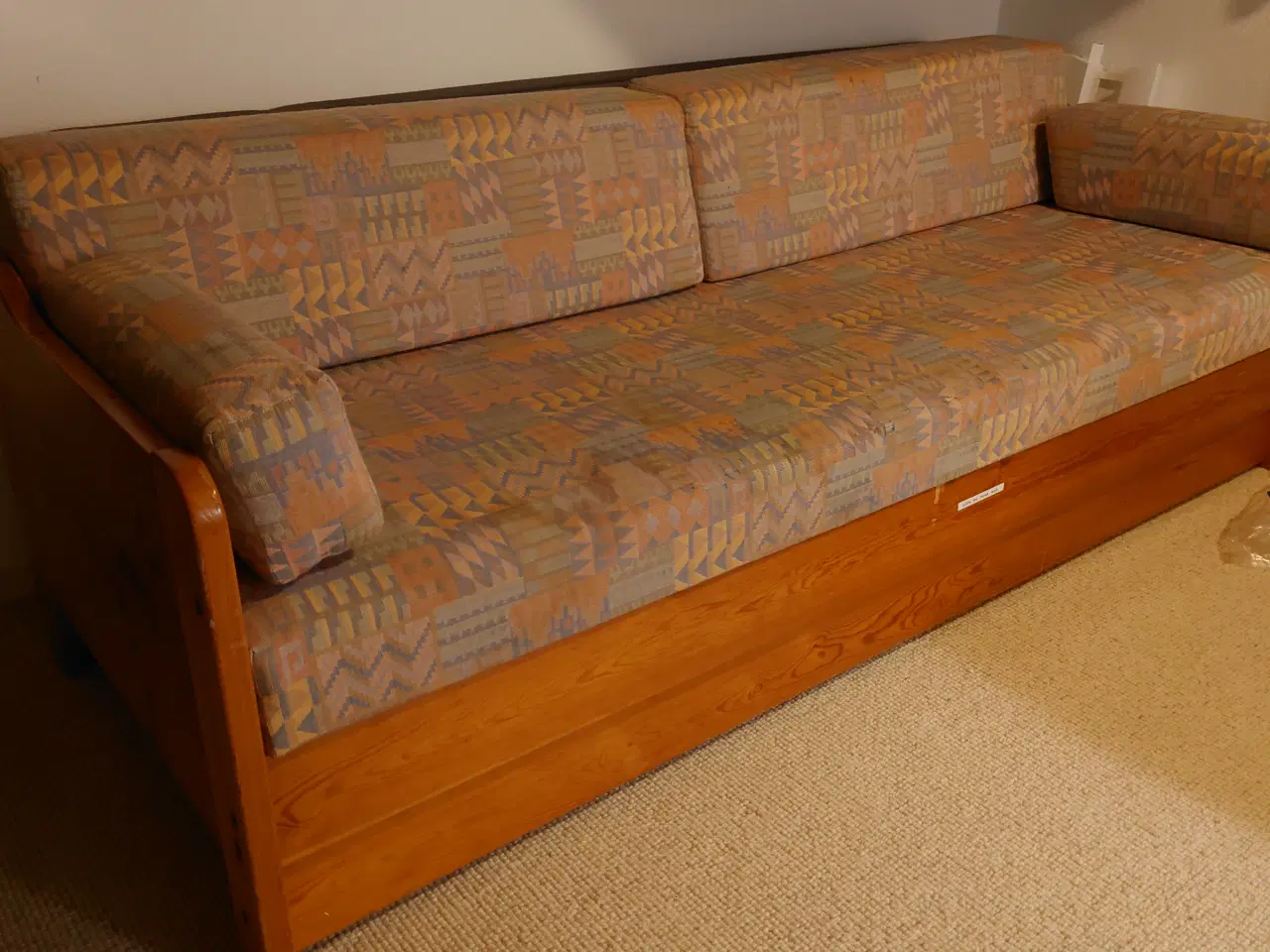 Billede 2 - Sovesofa solid model 