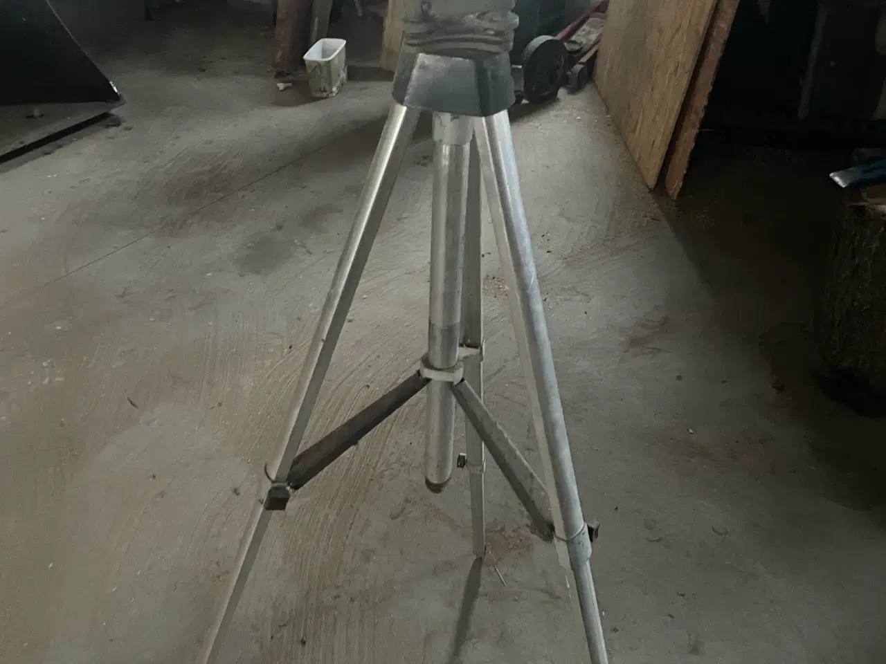 Billede 1 - Wild Heerbrugg R553 90 optisk nivelstativ med just