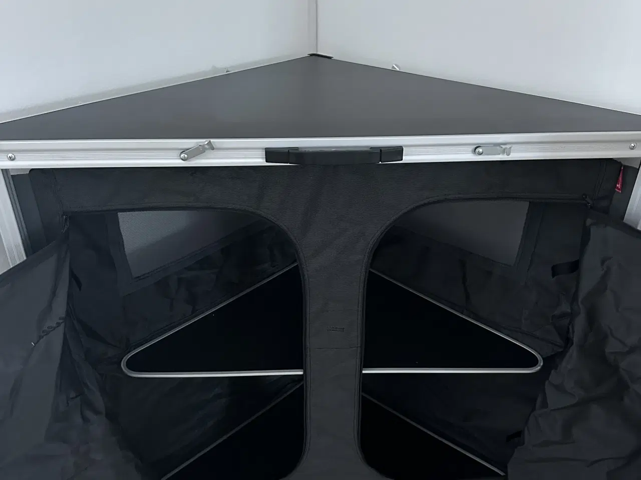 Billede 1 - Isabella hjørnebord/opbevaring