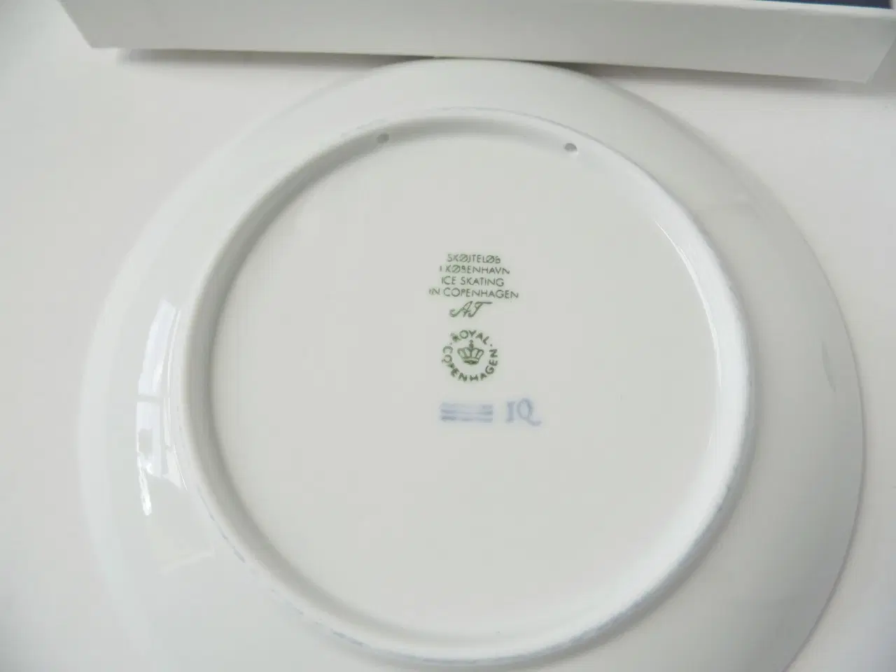 Billede 8 - Royal Copenhagen juleplatter 500,00 kr/stk.