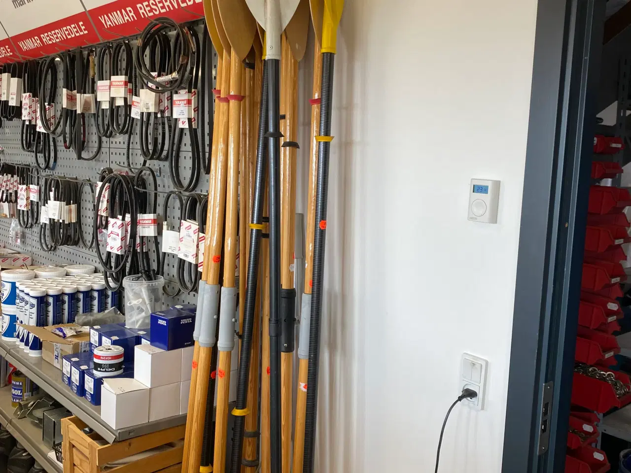 Billede 1 - Rester af forskellige dobbelt pagajer