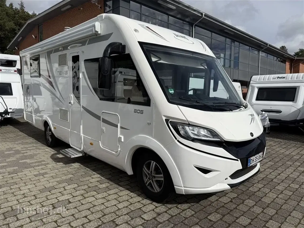 Billede 24 - 2017 - McLouis Nevis 80 G Karat   Lækker autocamper med Queens Bed fra Hinshøj Caravan