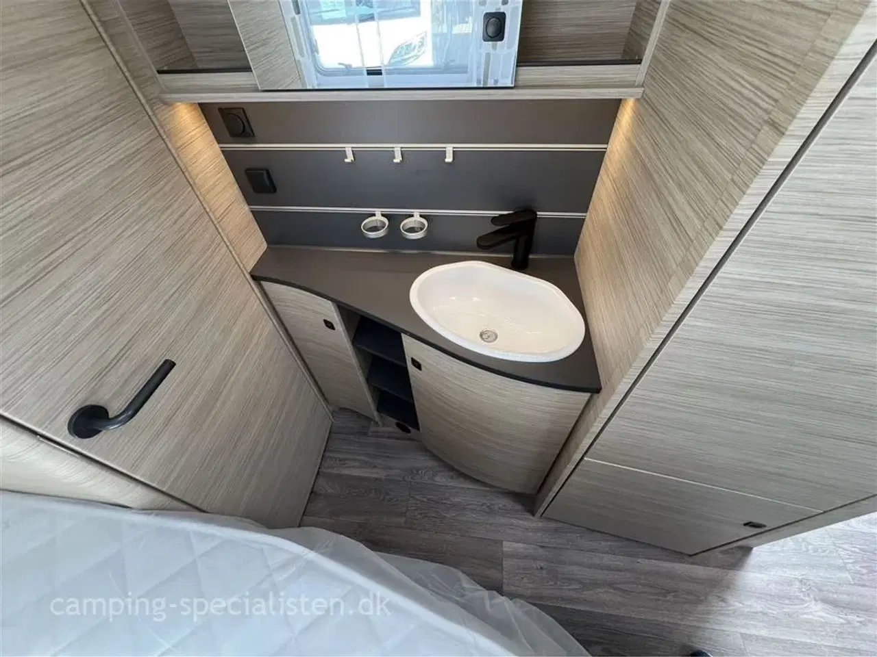 Billede 6 - 2026 - Fendt Apero active 390 FH   2026 Fendt Apero Activ 390 FH - Kan ses nu hos Camping-Specialisten.dk
