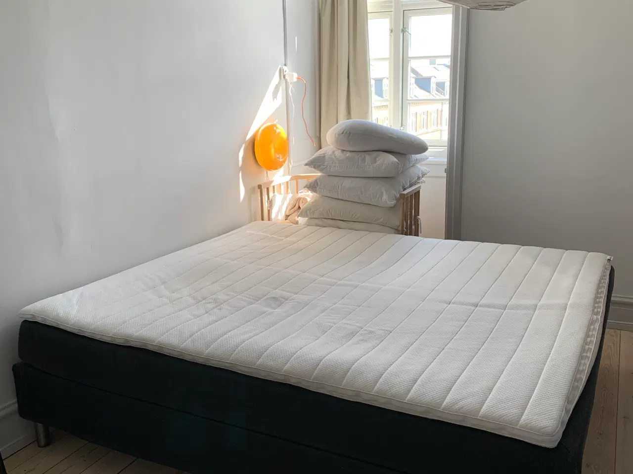 Billede 1 - 180x200 seng fra Jysk