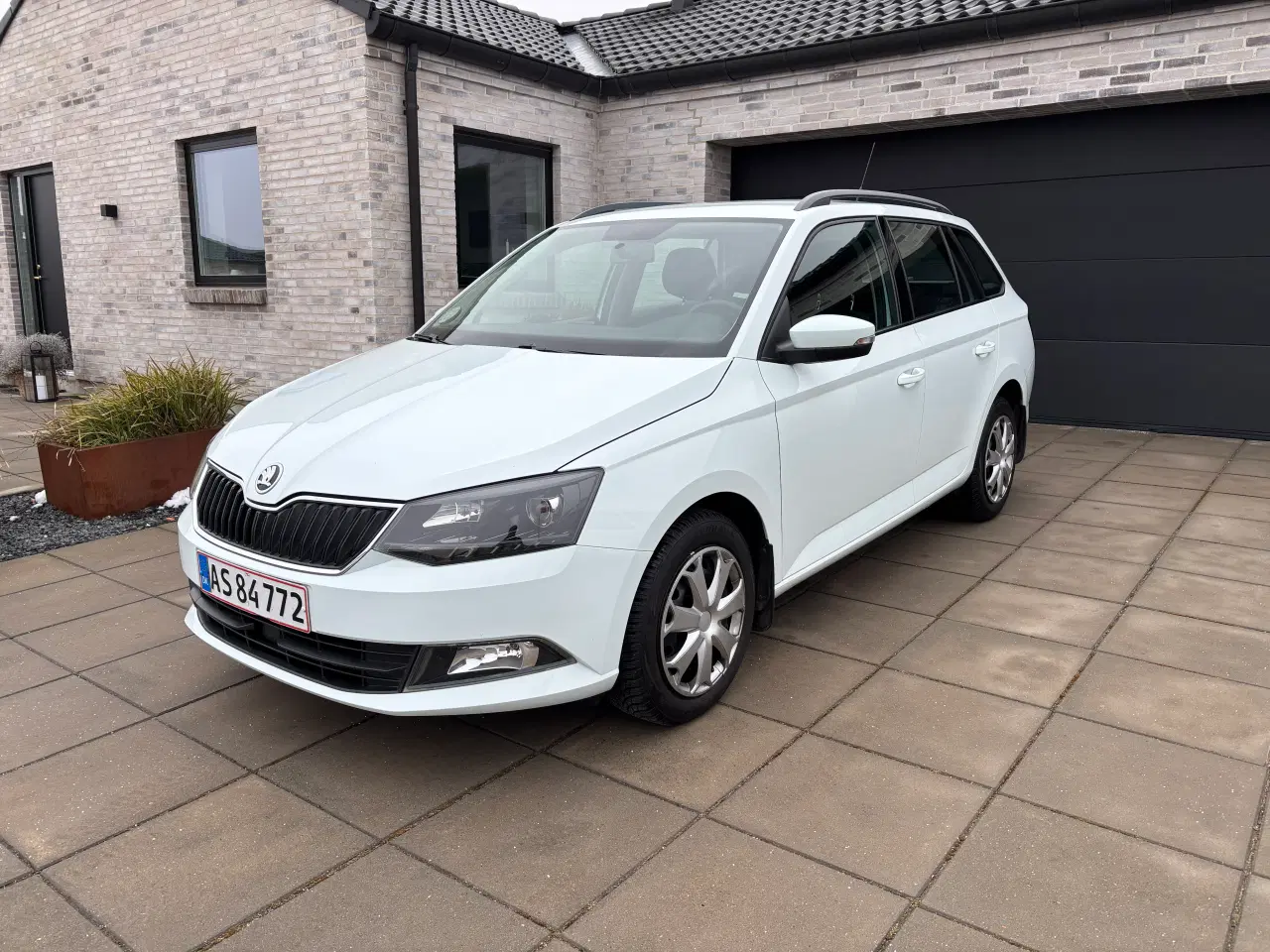 Billede 2 - Spare gris med plads :-)