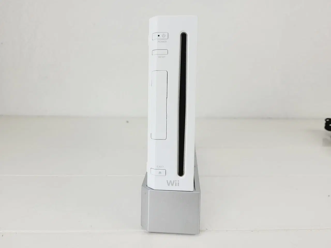 Billede 6 - ⭐️ Wii Spillekonsol Hvid med fod