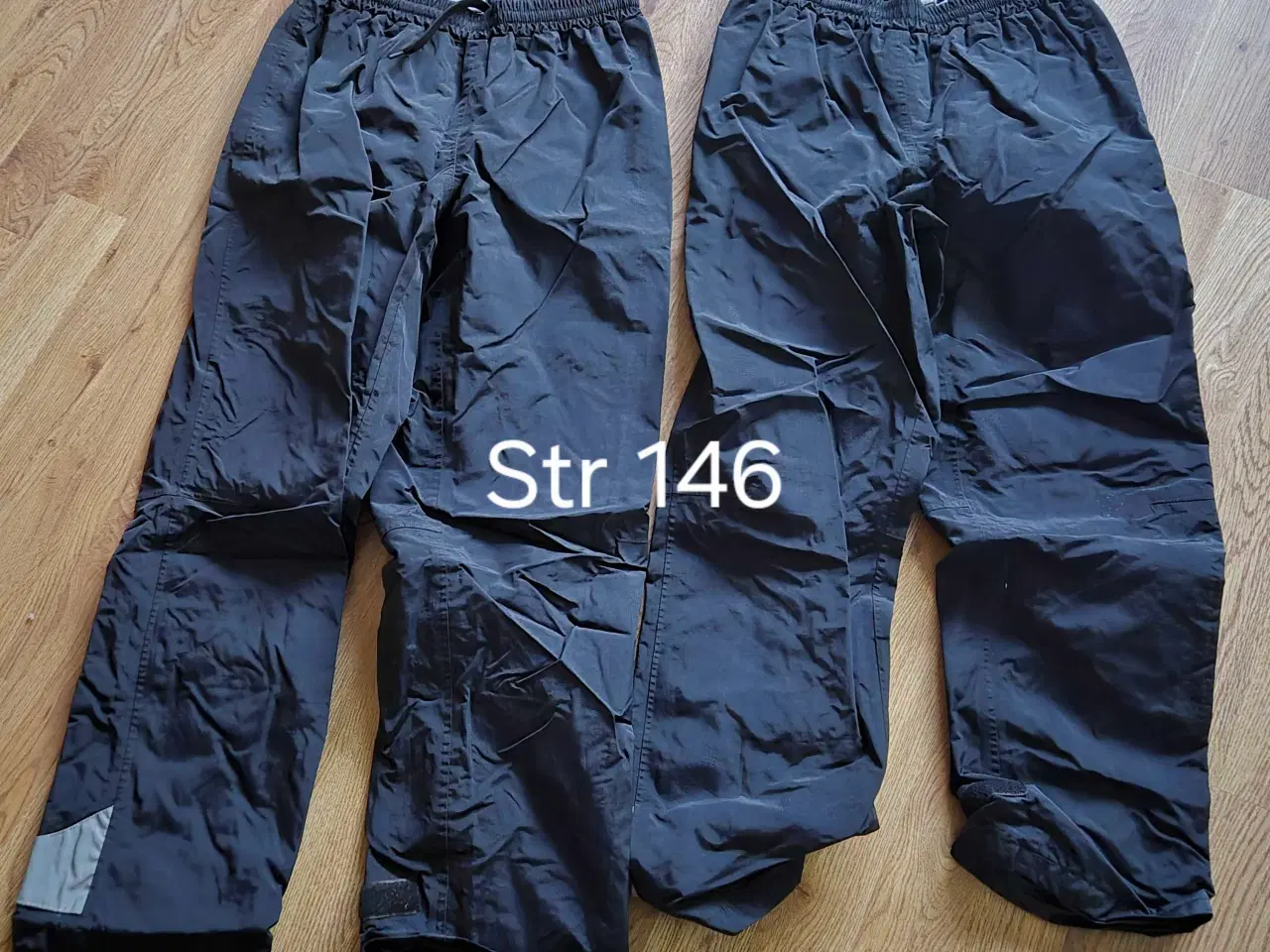 Billede 2 - 2 sæt regntøj 