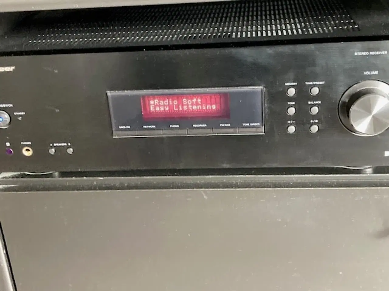 Billede 3 - 2 stk. Højttalere B&W DM 220I samt Pioneer Stereo